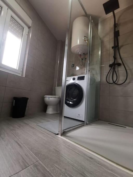 Апартаменты Apartamento Privado En Хихон Экстерьер фото
