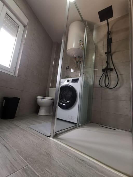 Апартаменты Apartamento Privado En Хихон Экстерьер фото